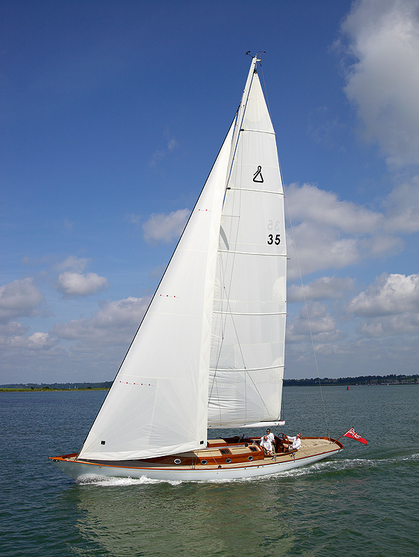 Spirit Yacht 52
