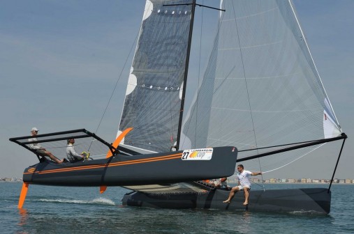 Catamarano Hagar III alla duecento 2012